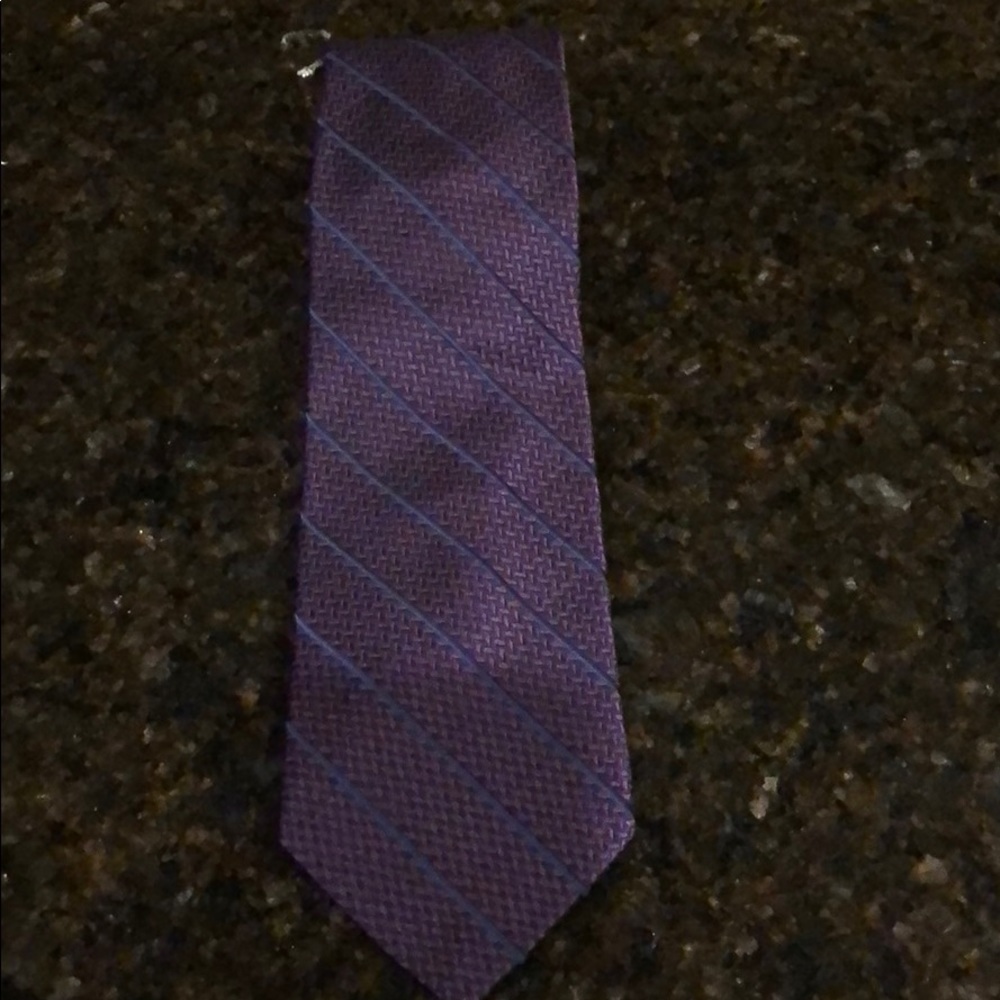 Paul Stuart tie!